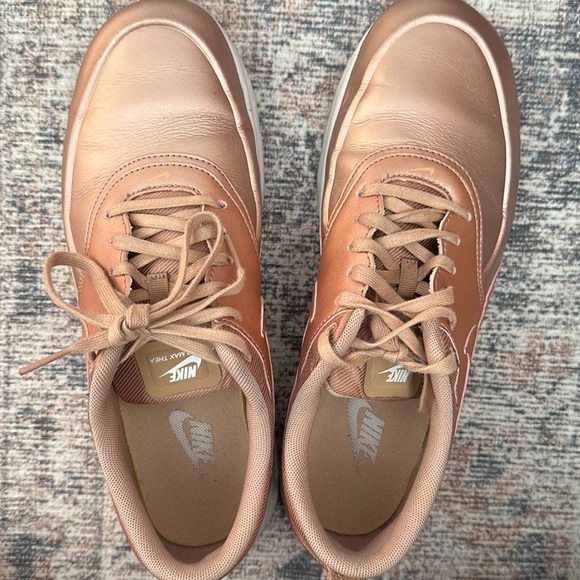 Nike Air max thea rose gold size 9.5 - Picture 5 of 7